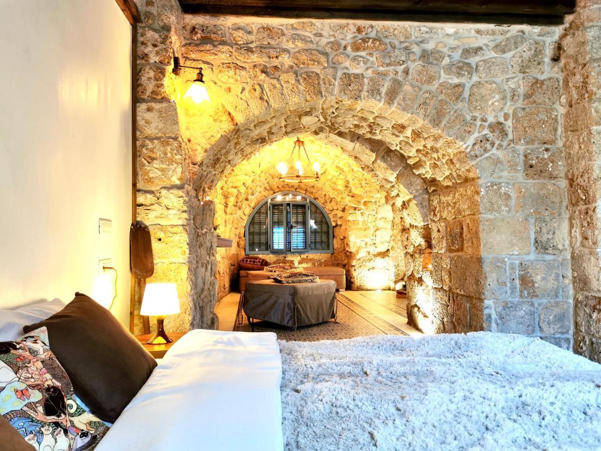 Unique Crusader Apartment In Old Akko Buitenkant foto