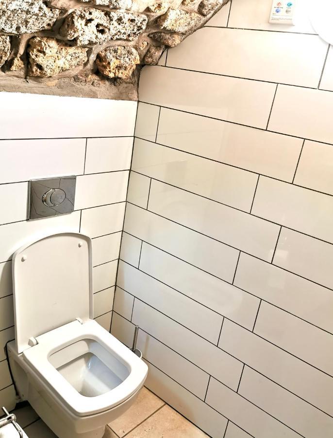 Unique Crusader Apartment In Old Akko Buitenkant foto